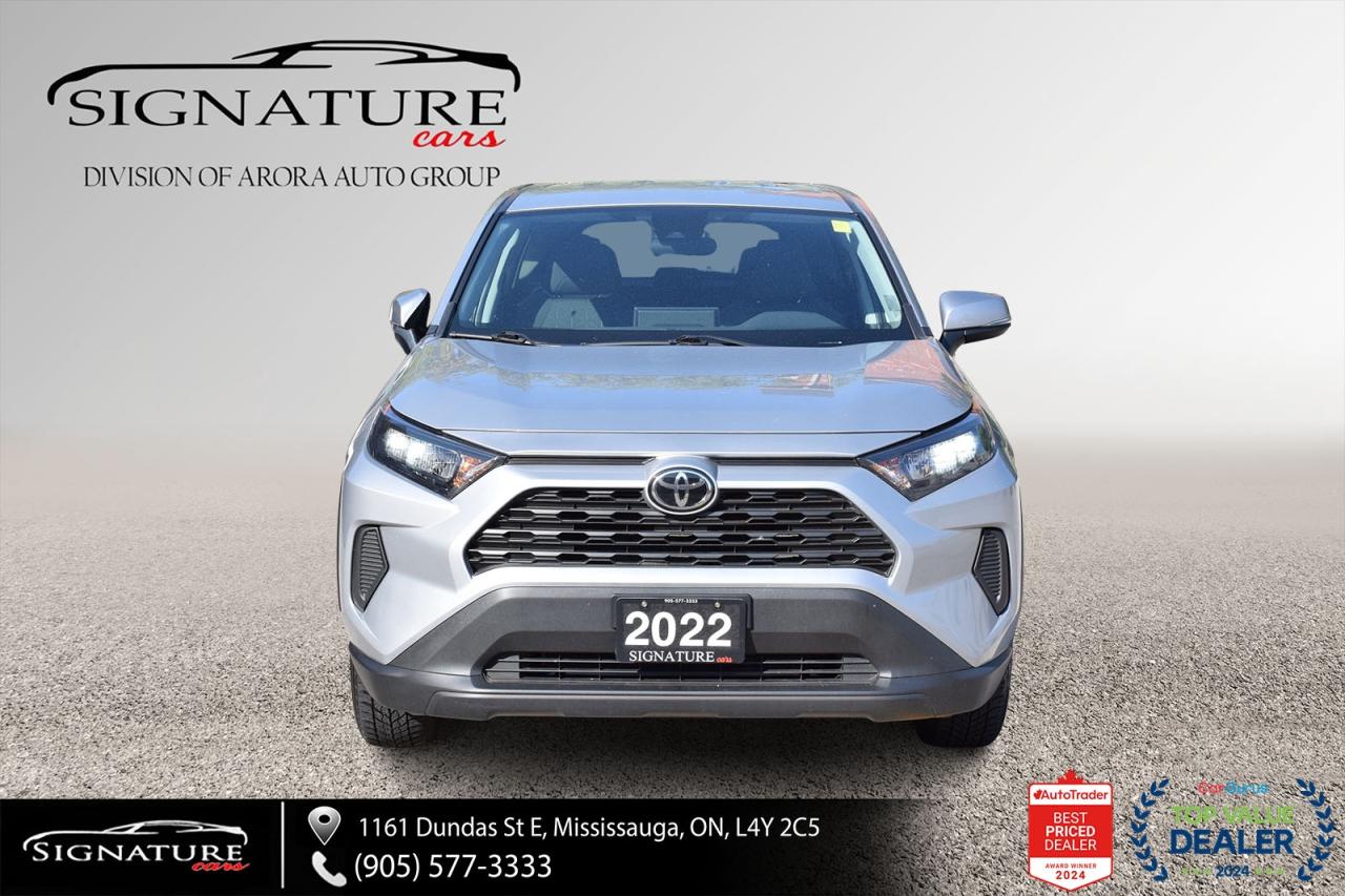 2022 Toyota RAV4 LE AWD / NO ACCIDENT /CARPLAY / BSM/FM/HTD SEATS Photo