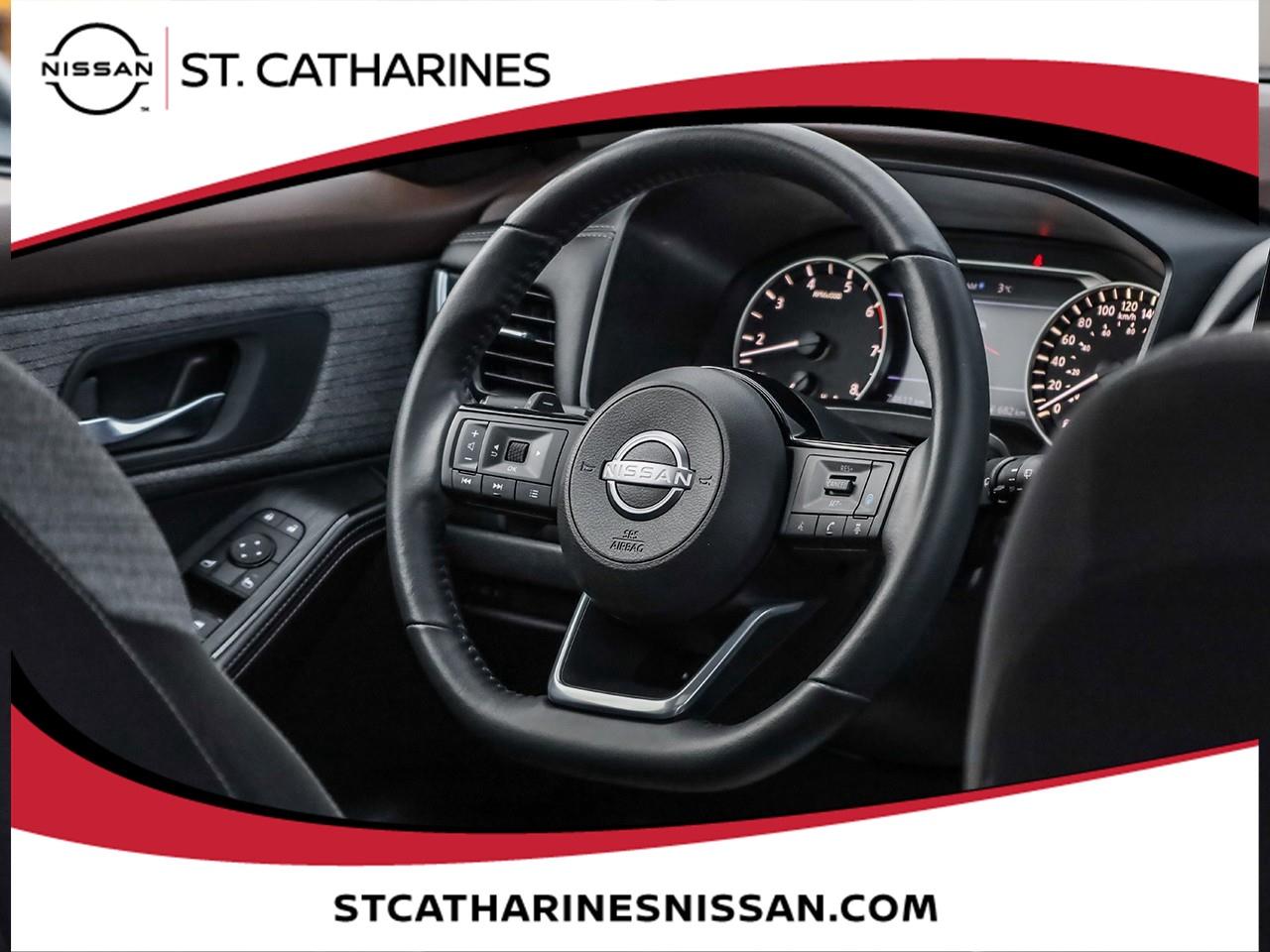 2023 Nissan Rogue SV MOONROOF Photo