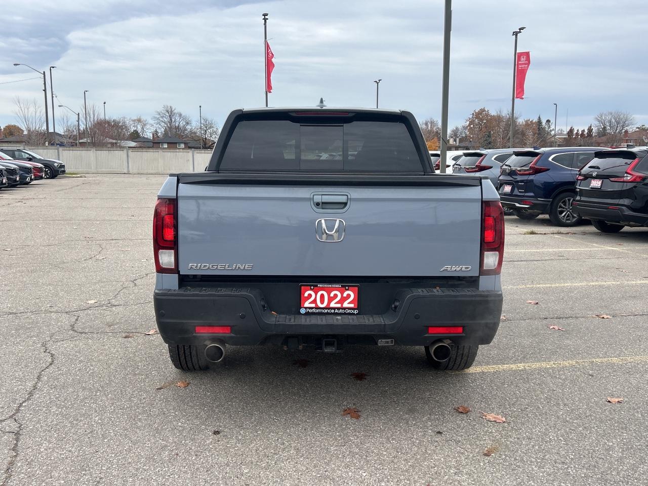 2022 Honda Ridgeline Black Edition  Leather  Sunroof  Navigation Photo