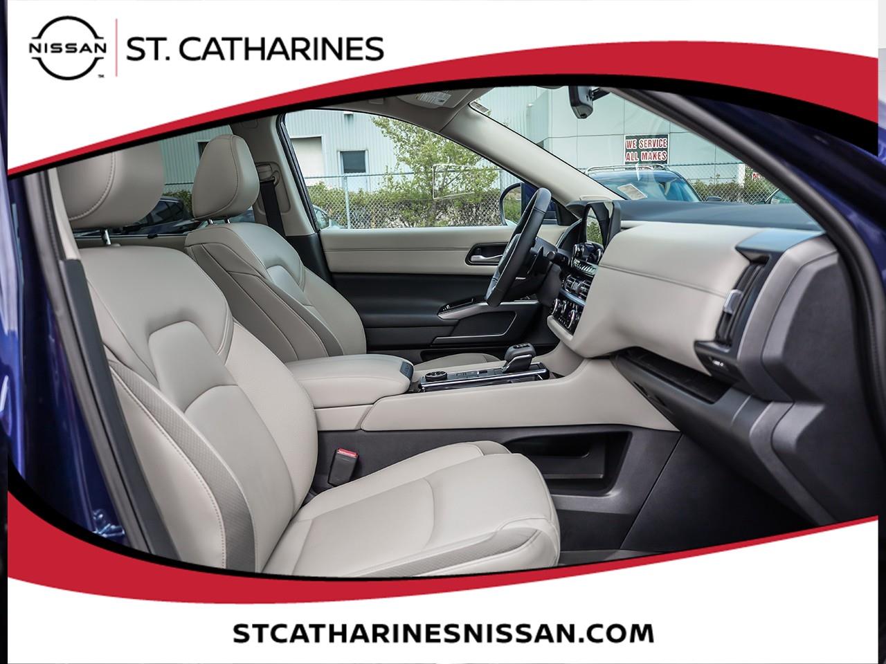 2024 Nissan Pathfinder SL Photo