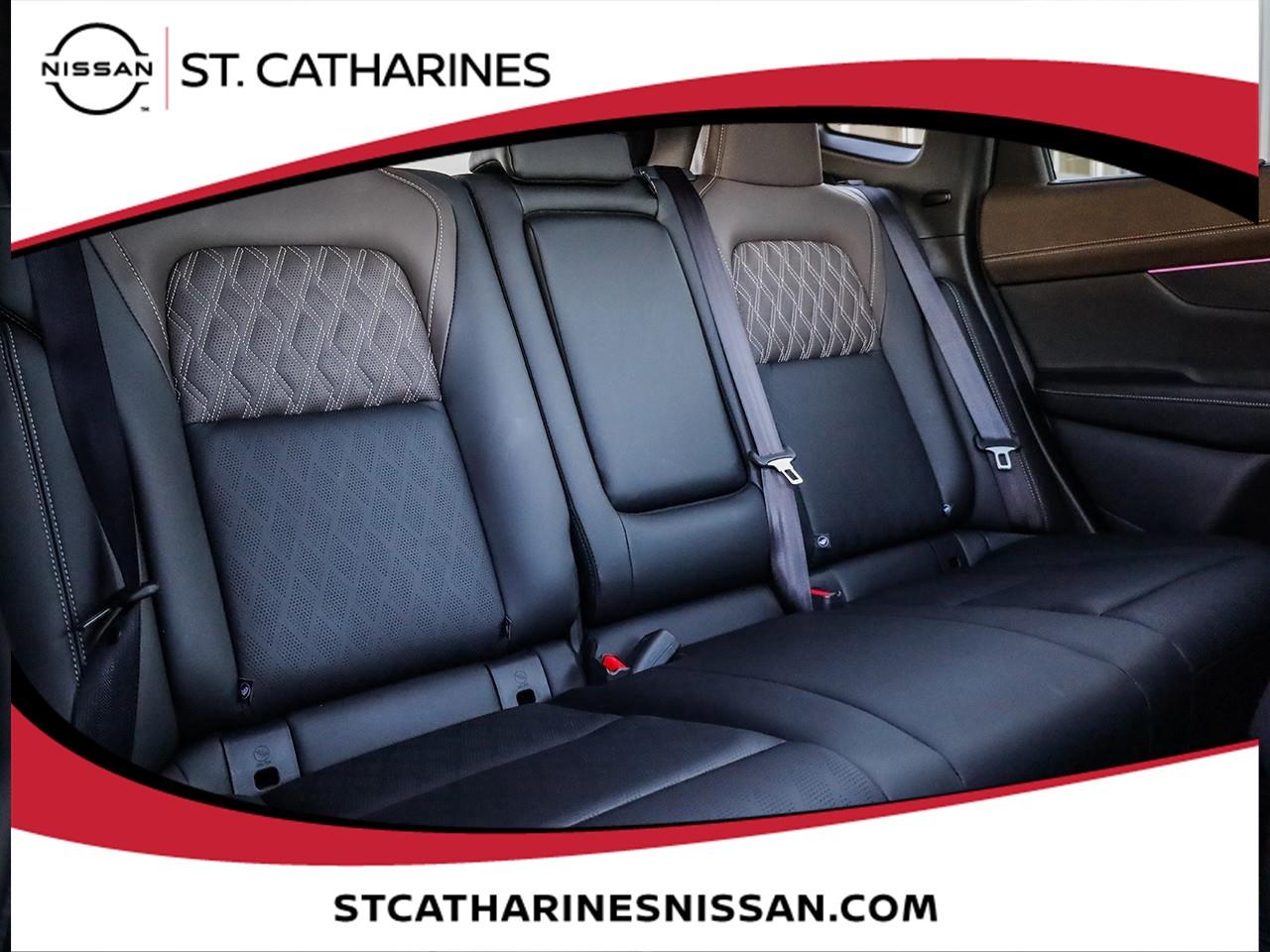 2025 Nissan Murano Platinum Photo