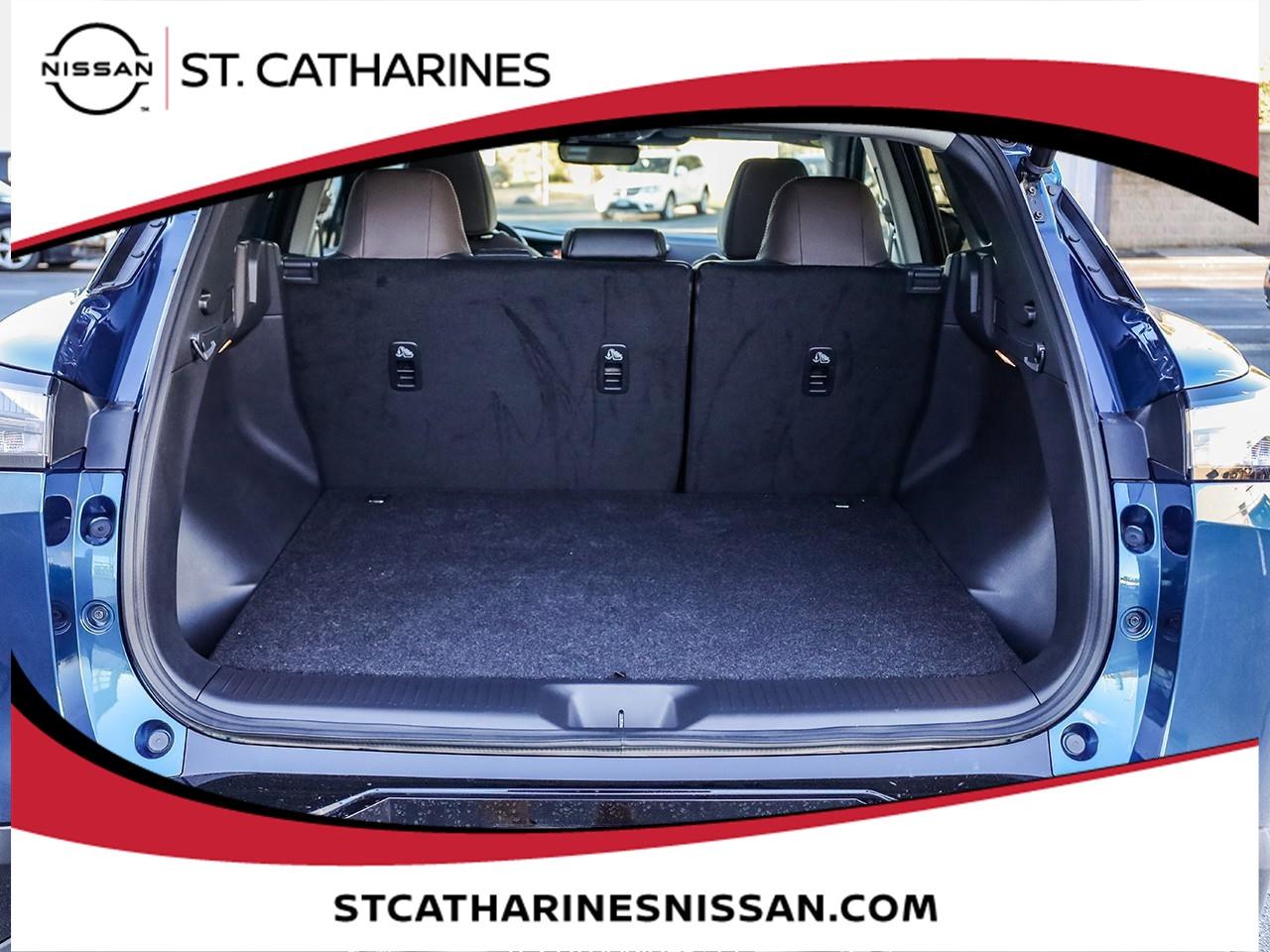 2025 Nissan Murano Platinum Photo