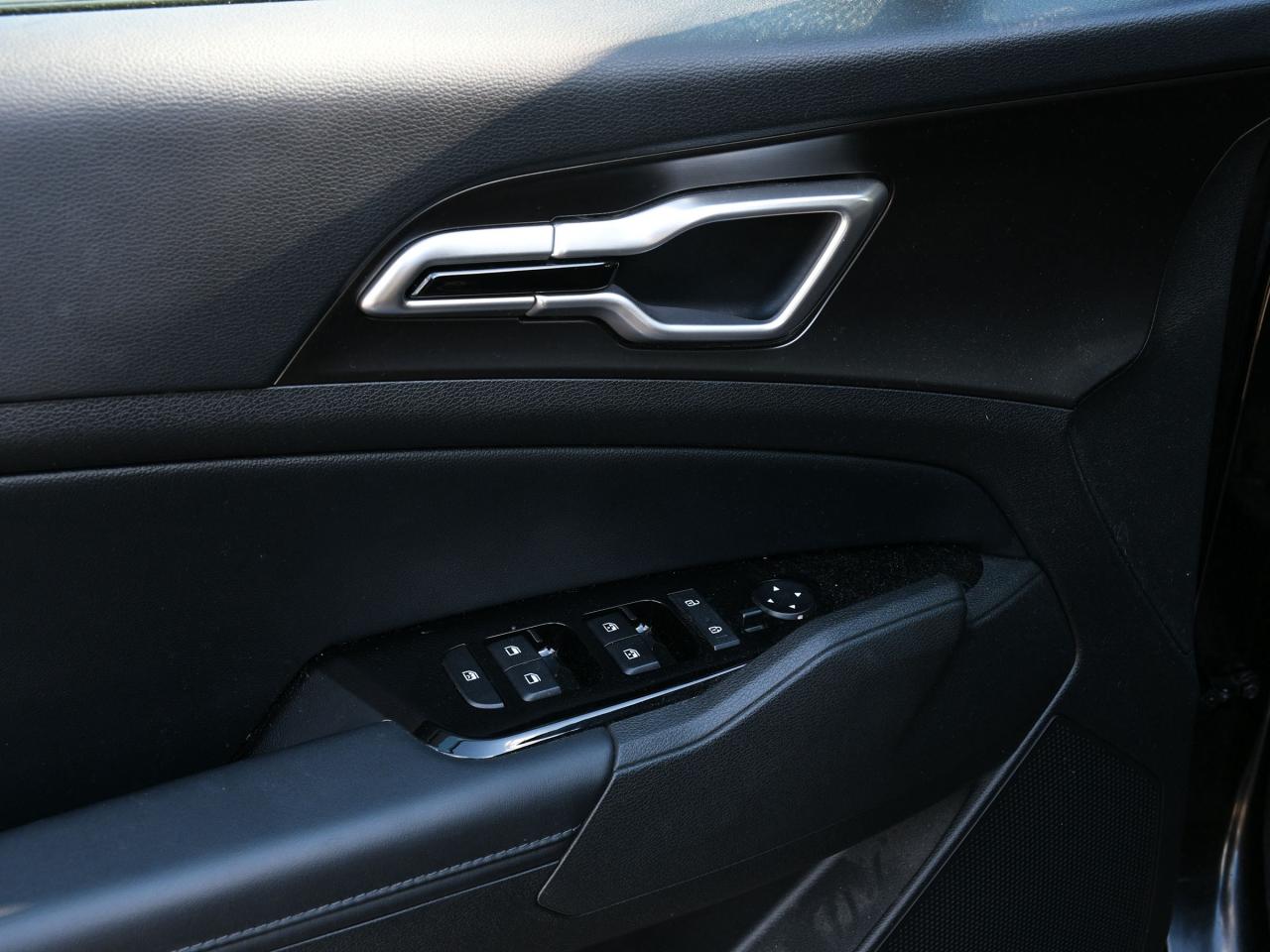 2023 Kia Sportage EX CPO   NAVI   Winter Tire Package Included   Blu Photo