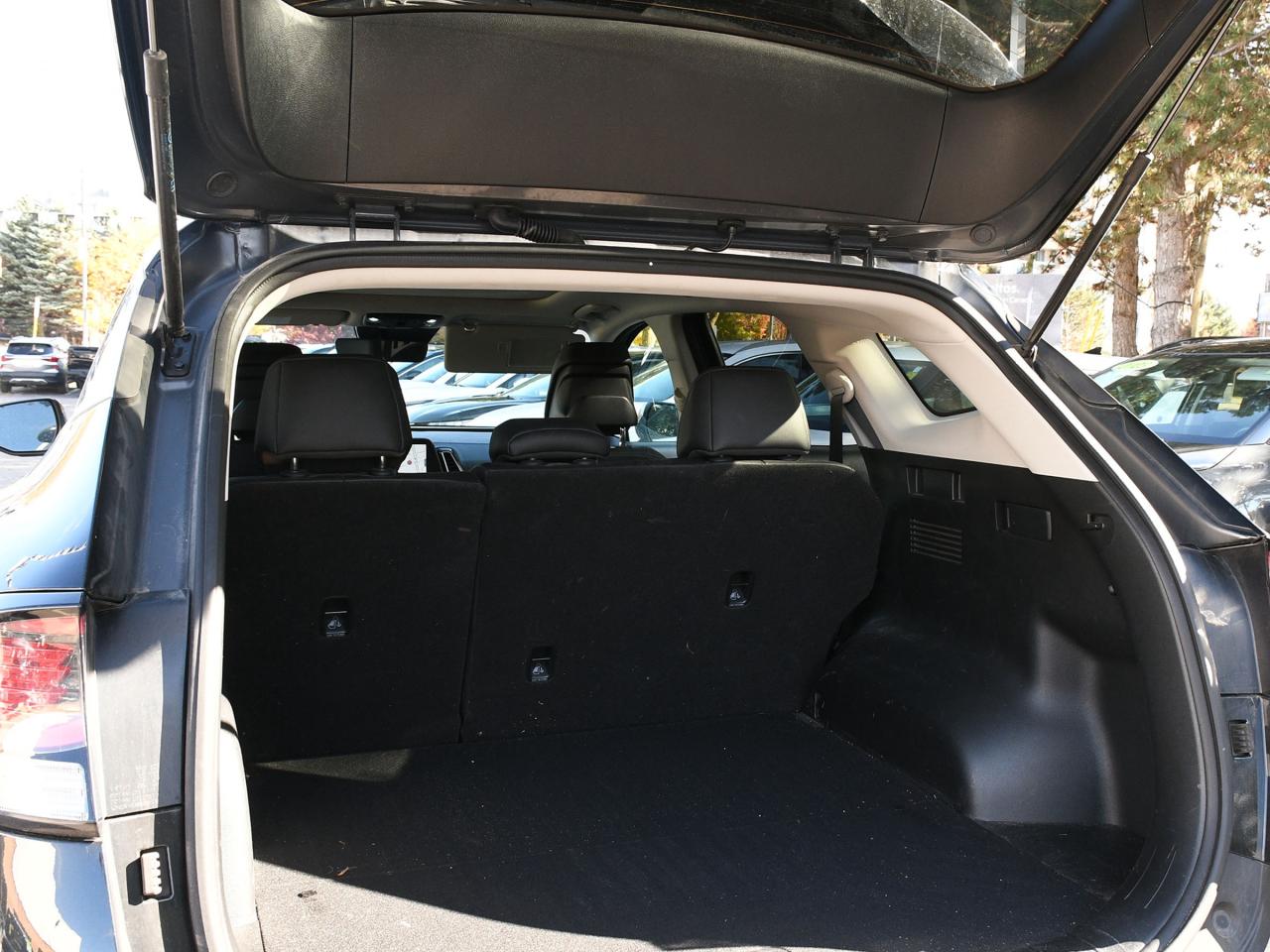 2023 Kia Sportage EX CPO   NAVI   Winter Tire Package Included   Blu Photo