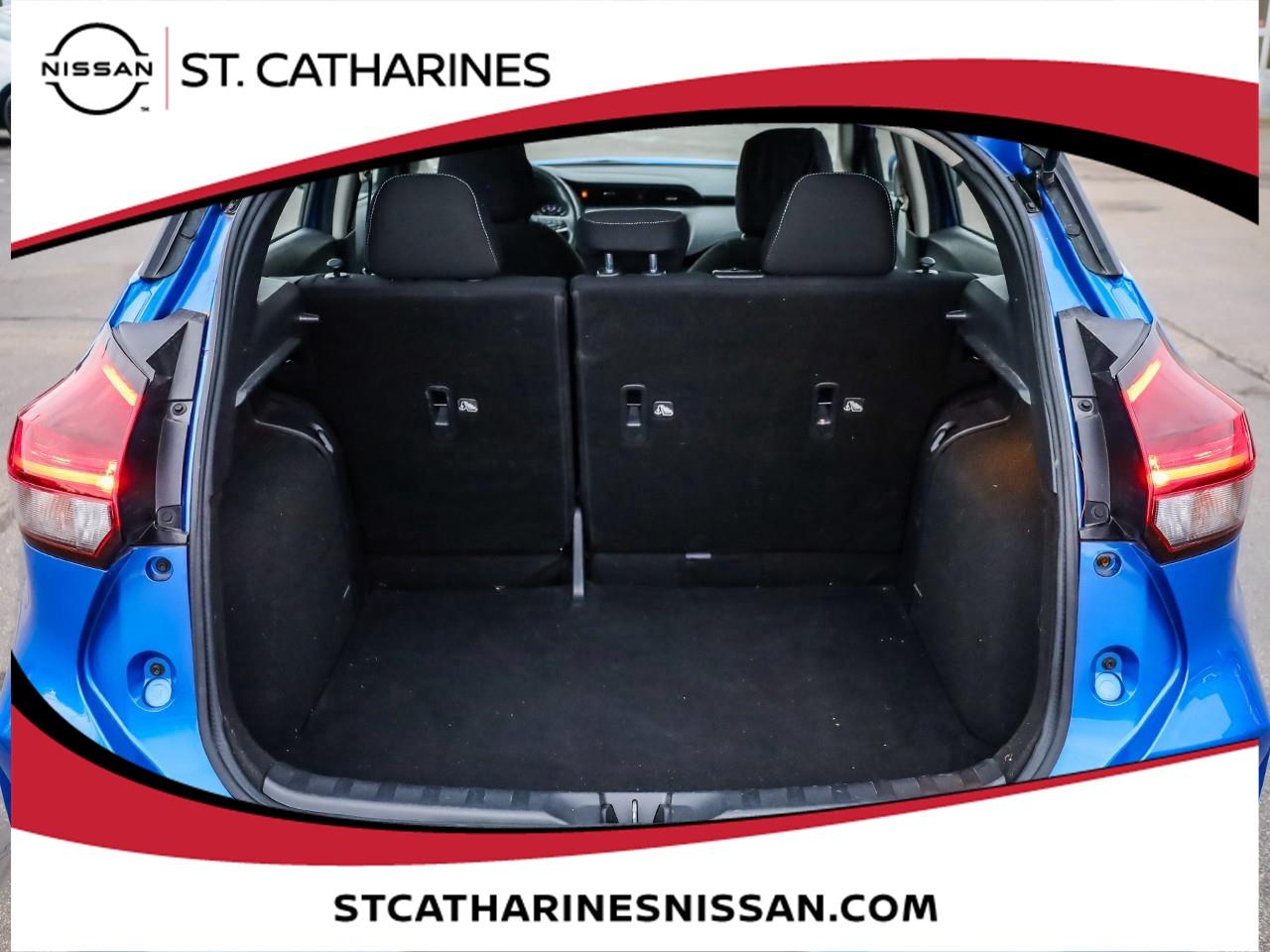 2023 Nissan Kicks SV Photo