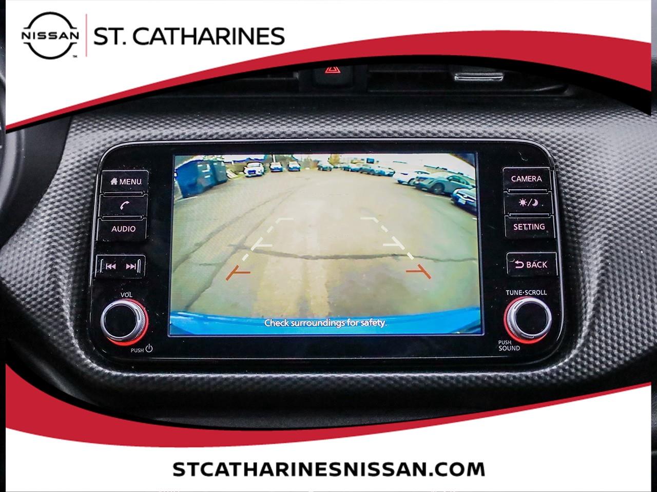 2023 Nissan Kicks SV Photo