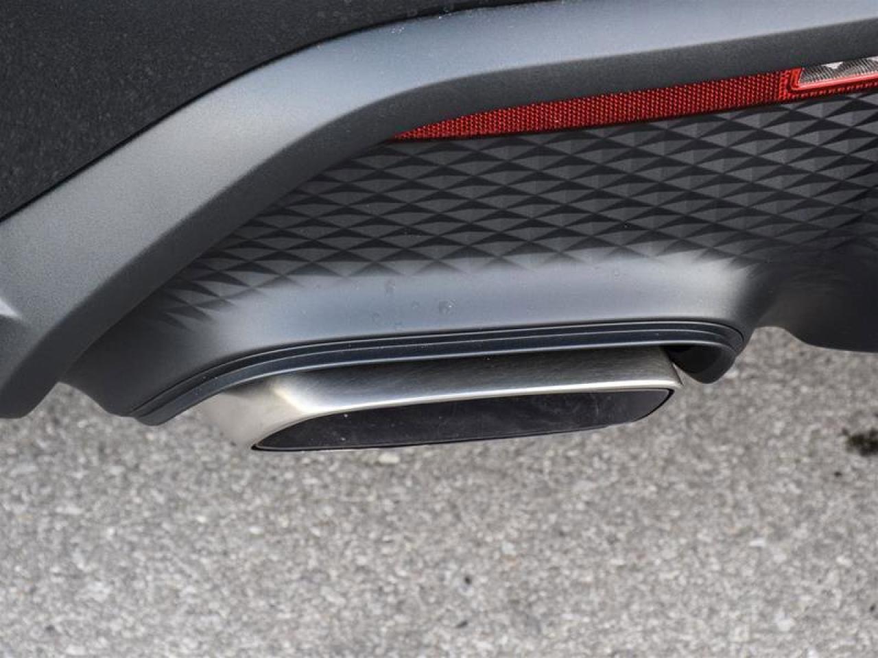 2025 Porsche Macan AWD Gray Photo