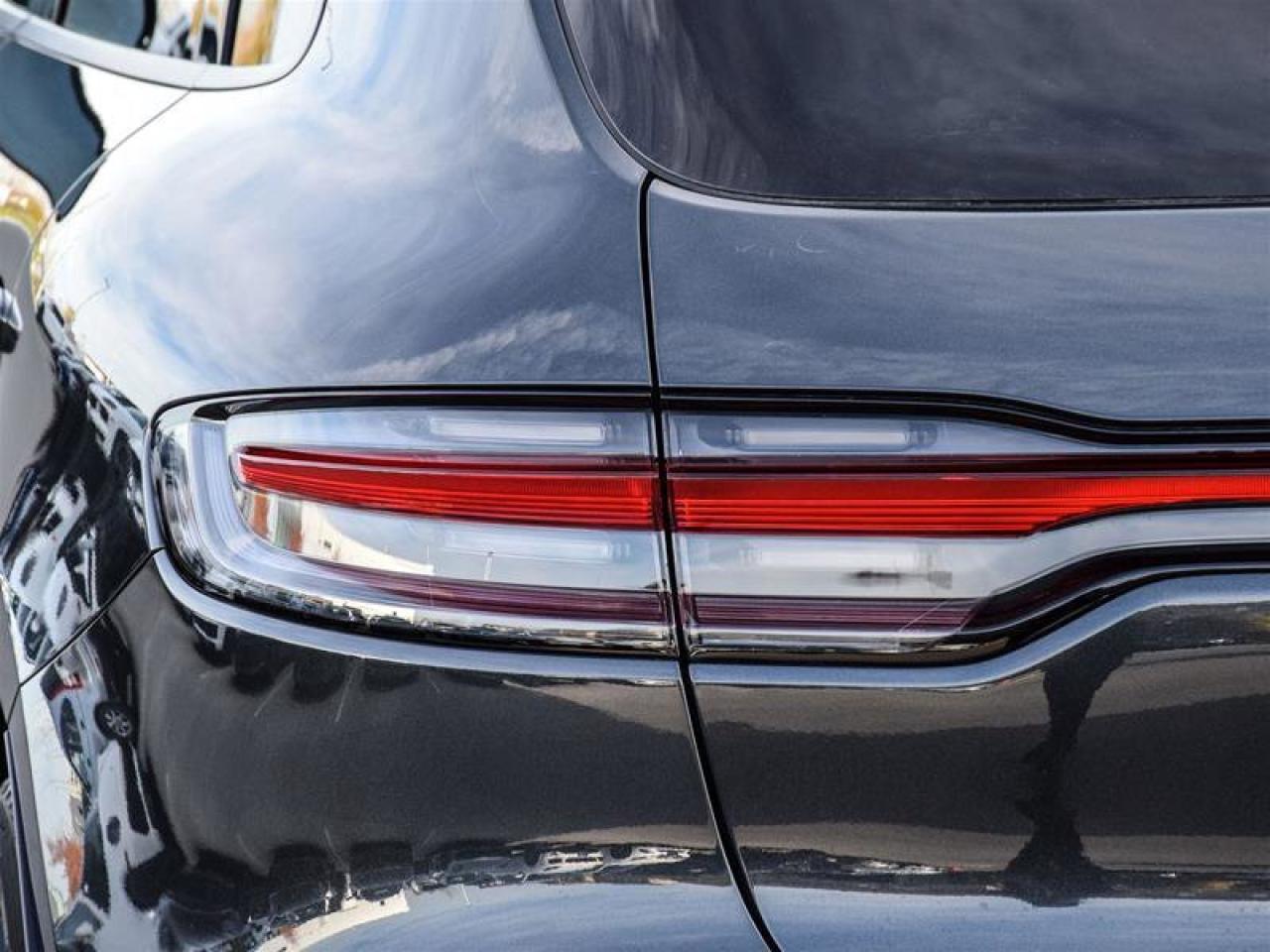 2025 Porsche Macan AWD Gray Photo