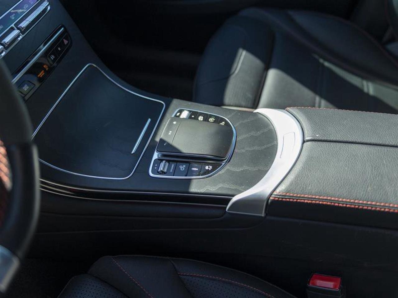 2022 Mercedes-Benz GLC AMG GLC 43 White Photo