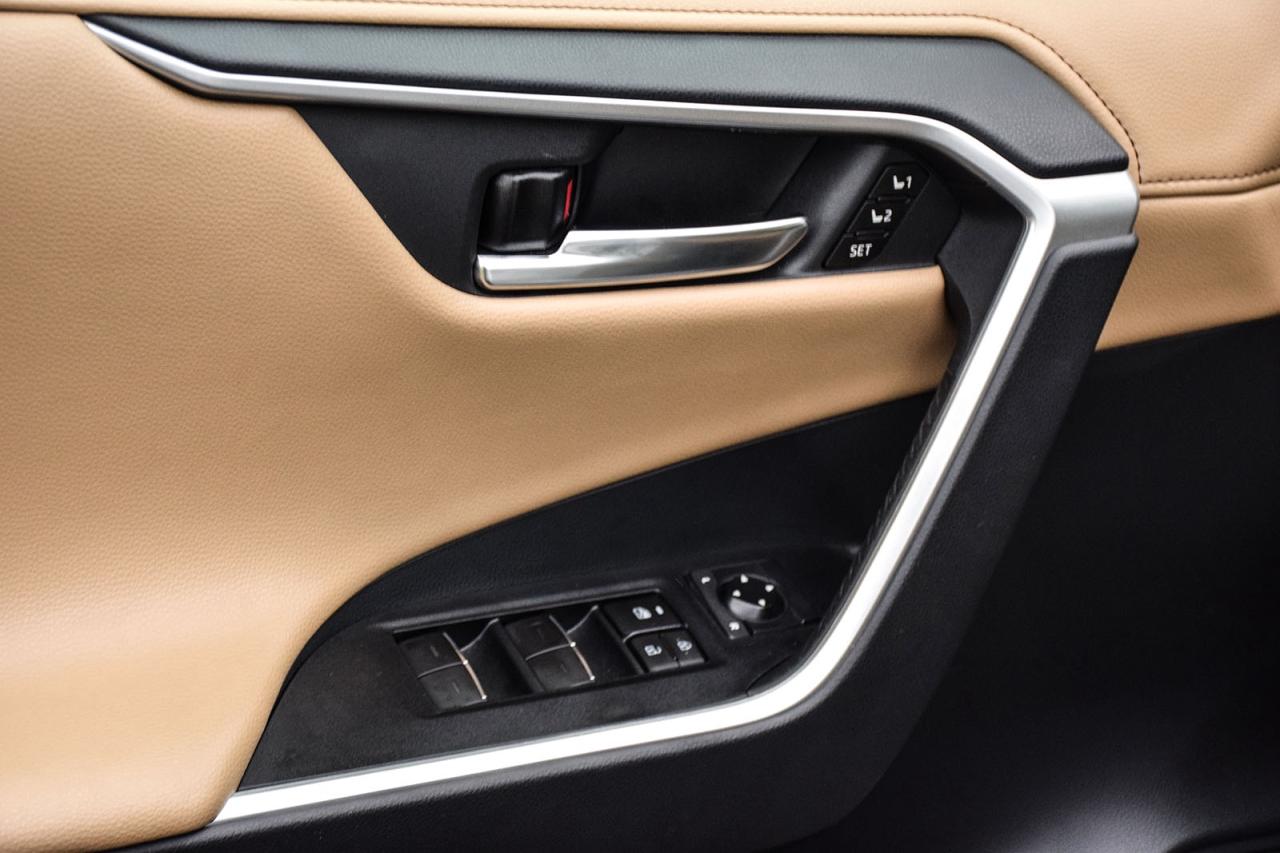 2021 Toyota RAV4 Hybrid LIMITED AWD / SUNROOF /LEATHER/ NAVI/CARPLAY/BSM Photo