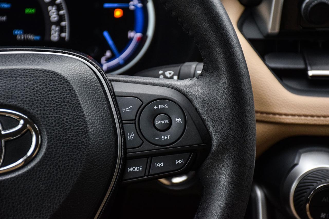 2021 Toyota RAV4 Hybrid LIMITED AWD / SUNROOF /LEATHER/ NAVI/CARPLAY/BSM Photo