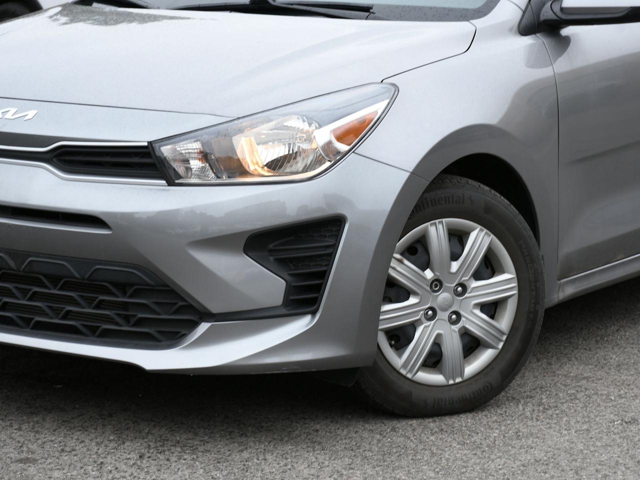 2023 Kia Rio 5-door LX+ Certified  Low Mileage    Apple Carplay   Andr Photo4