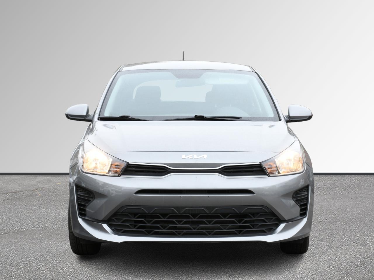 2023 Kia Rio 5-door LX+ Certified  Low Mileage    Apple Carplay   Andr Photo