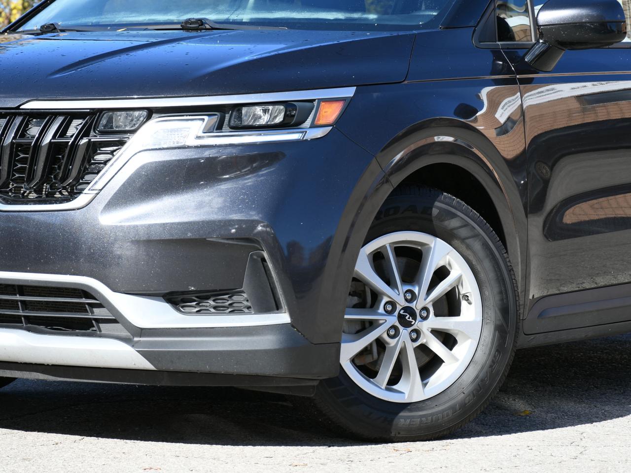 2024 Kia Carnival LX+ CPO   3rd Row Seating   Backup Camera   Blueto Photo