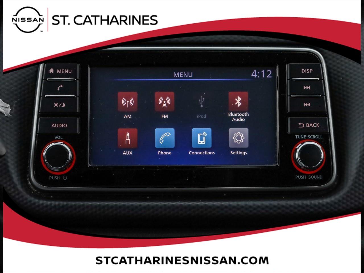 2022 Nissan Kicks S Photo