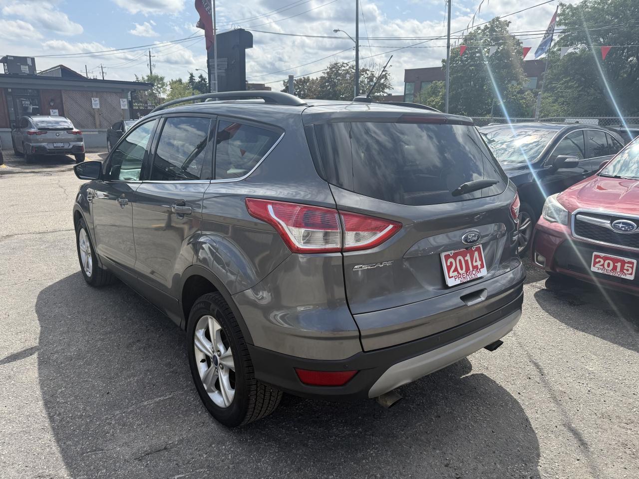 2014 Ford Escape *** 3 YEAR WARRANTY INCLUDED *** Photo3