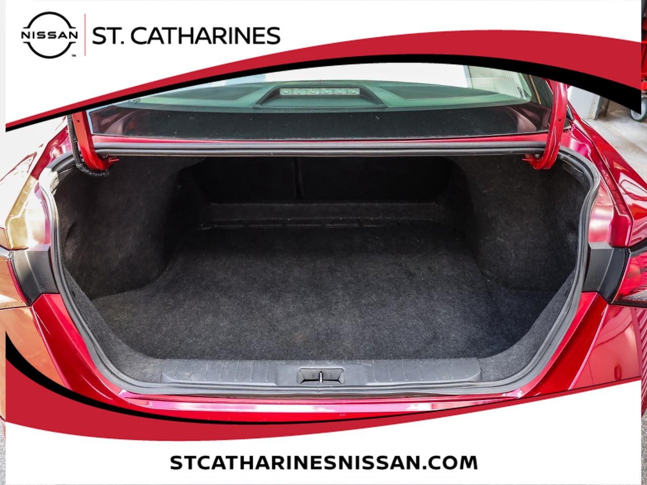 2023 Nissan Sentra SV Photo