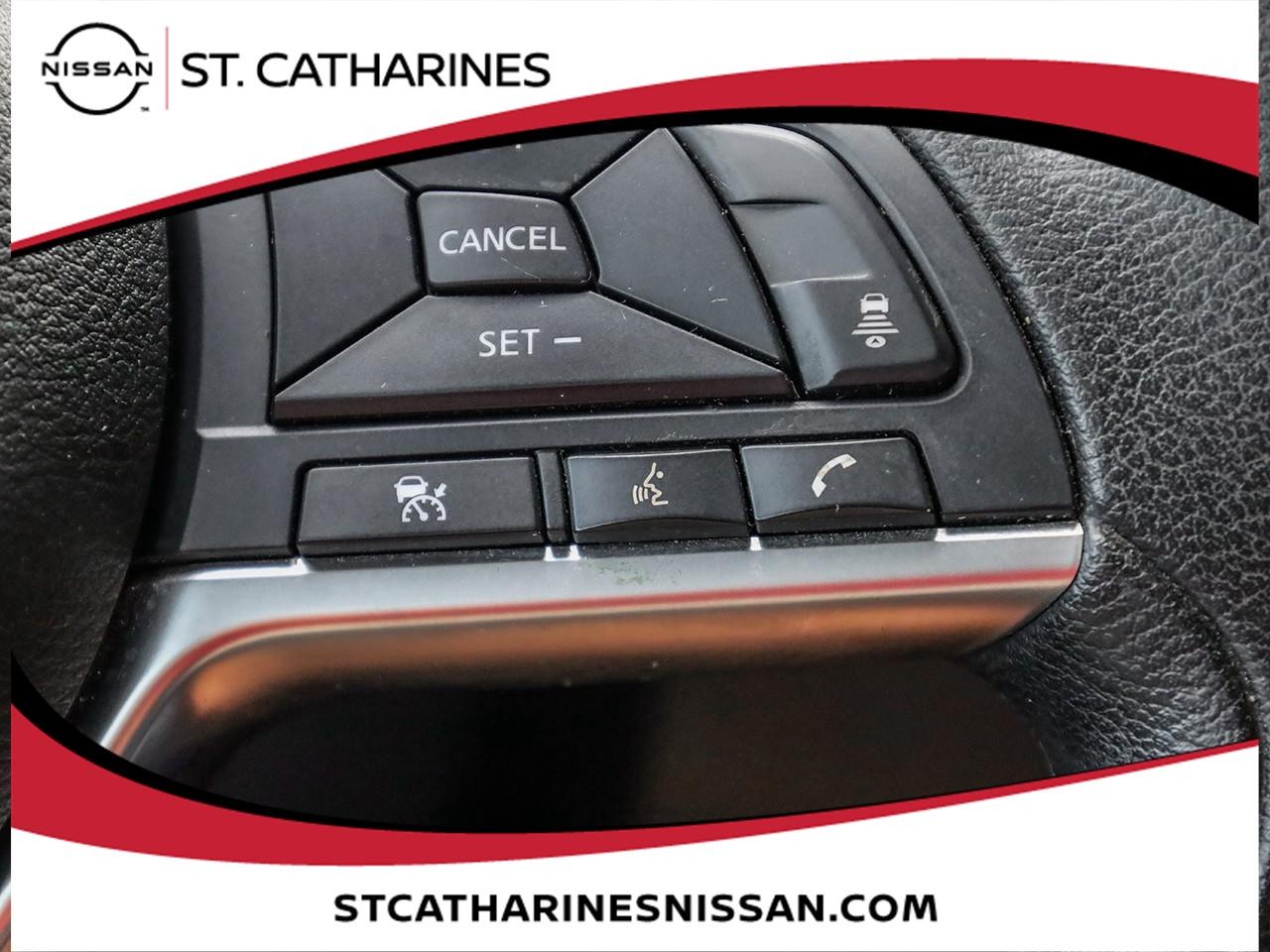 2023 Nissan Sentra SV Photo