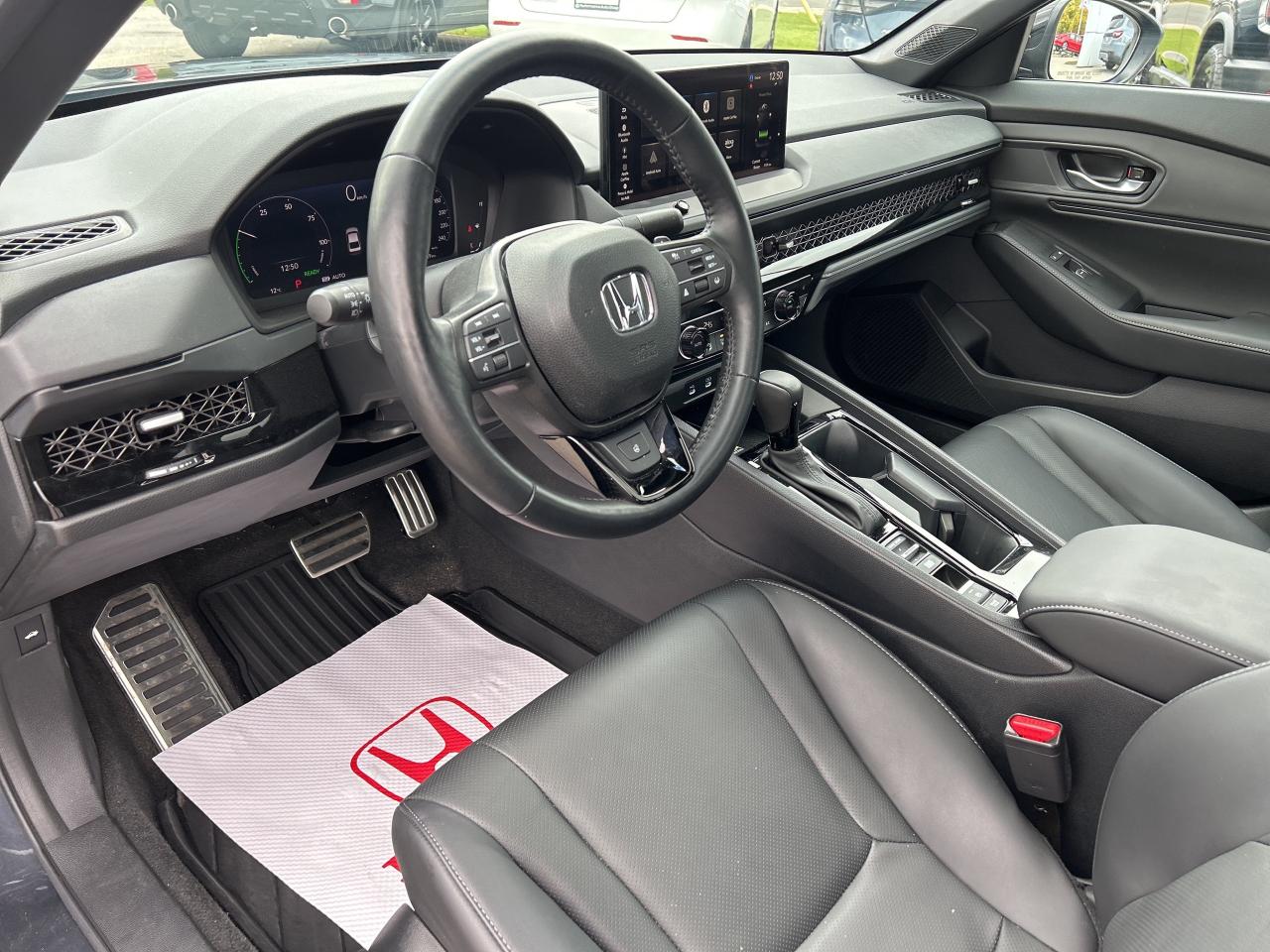 2025 Honda Accord Hybrid Sport-L HYBRID - DEMO Photo