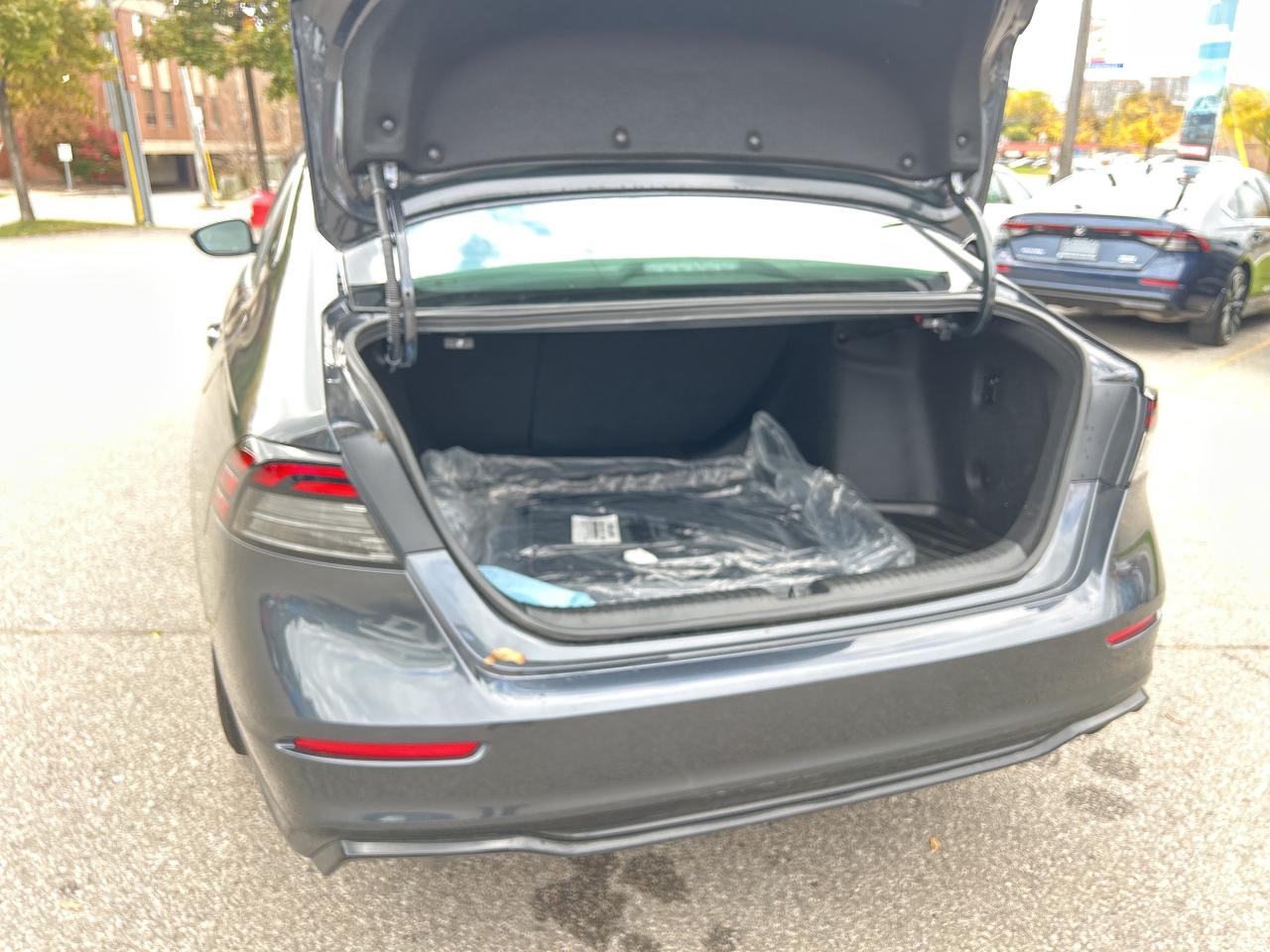 2025 Honda Accord Hybrid Sport-L HYBRID - DEMO Photo