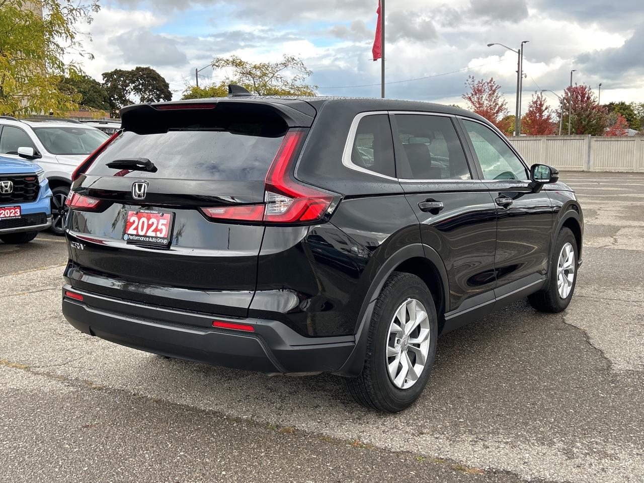 2025 Honda CR-V LX AWD CarPlay Bluetooth Rear Camera Heated Seats Photo