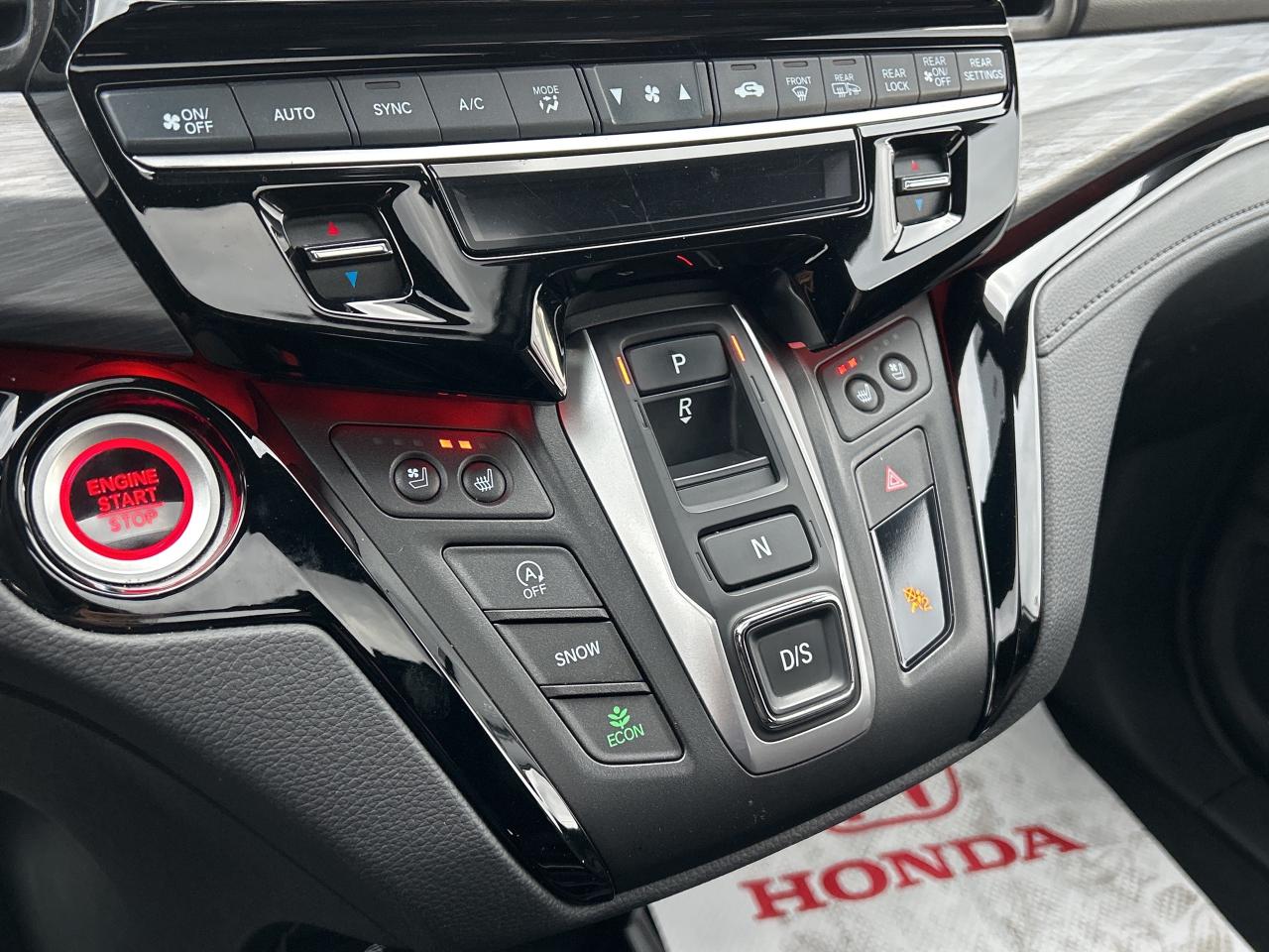 2025 Honda Odyssey Black Edition Navigation Sunroof Cool/heated seats Photo