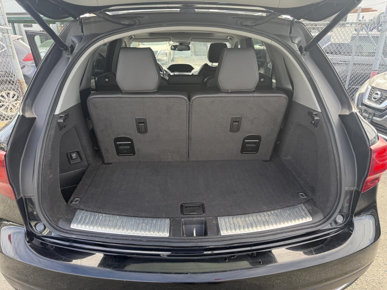 2015 Acura MDX *** 3 YEAR WARRANTY INCLUDED *** Photo