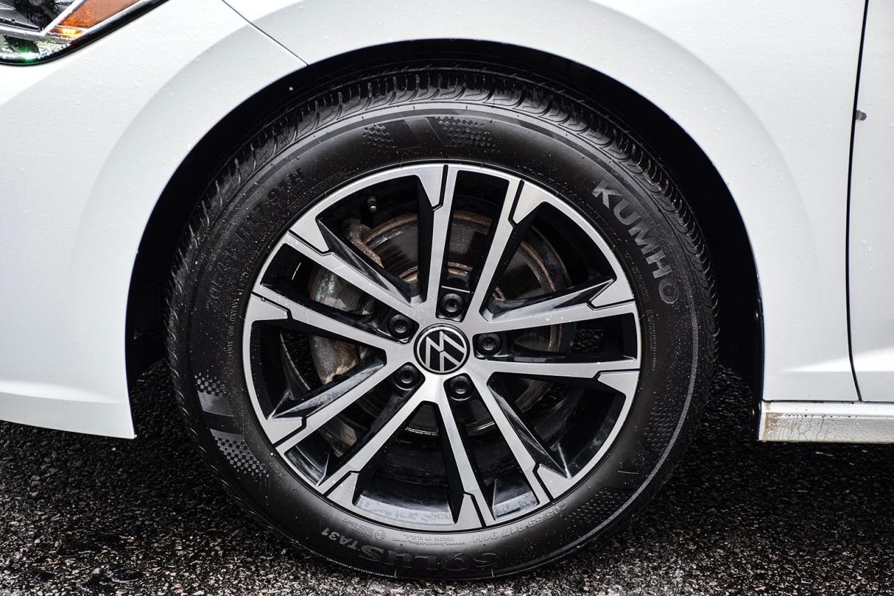 2022 Volkswagen Jetta COMFORTLINE SPORTS PKG / NO ACCIDENT / SUNROOF/BSM Photo