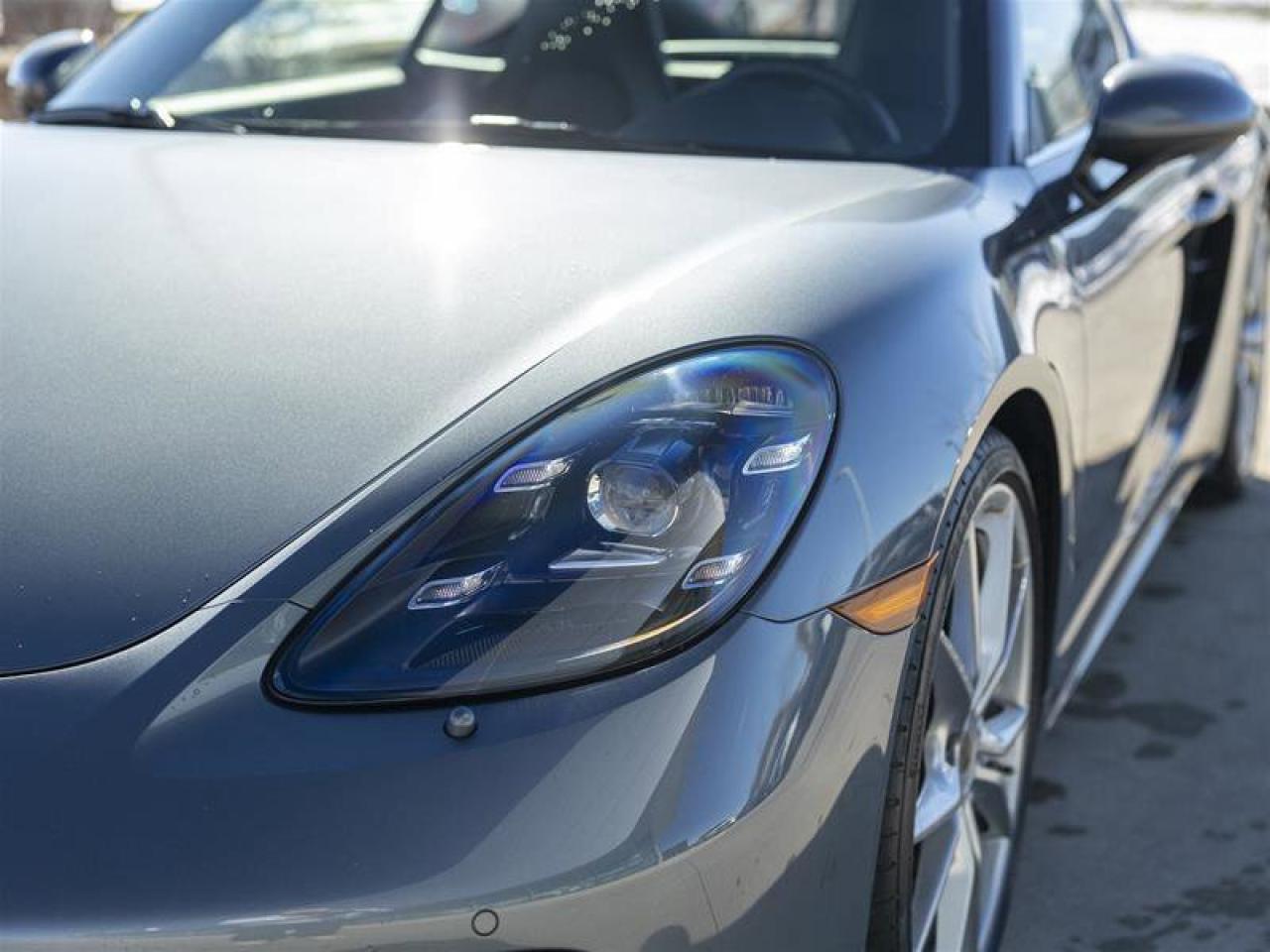 2025 Porsche 718 Cayman COUPE Gray Photo