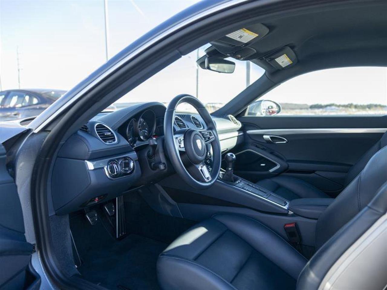 2025 Porsche 718 Cayman COUPE Gray Photo