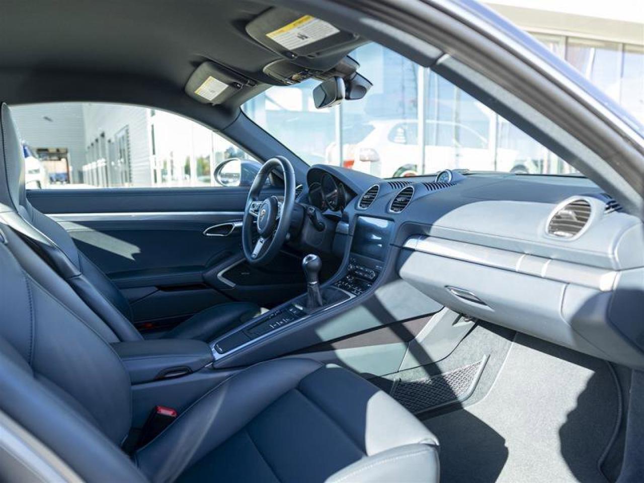 2025 Porsche 718 Cayman COUPE Gray Photo