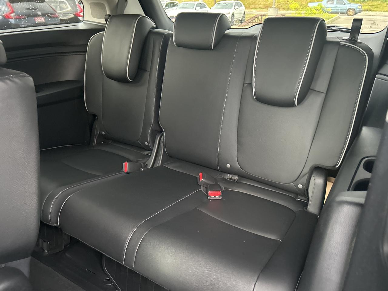 2024 Honda Odyssey Touring 8-Passenger  Navigation  Leather  DVD Photo