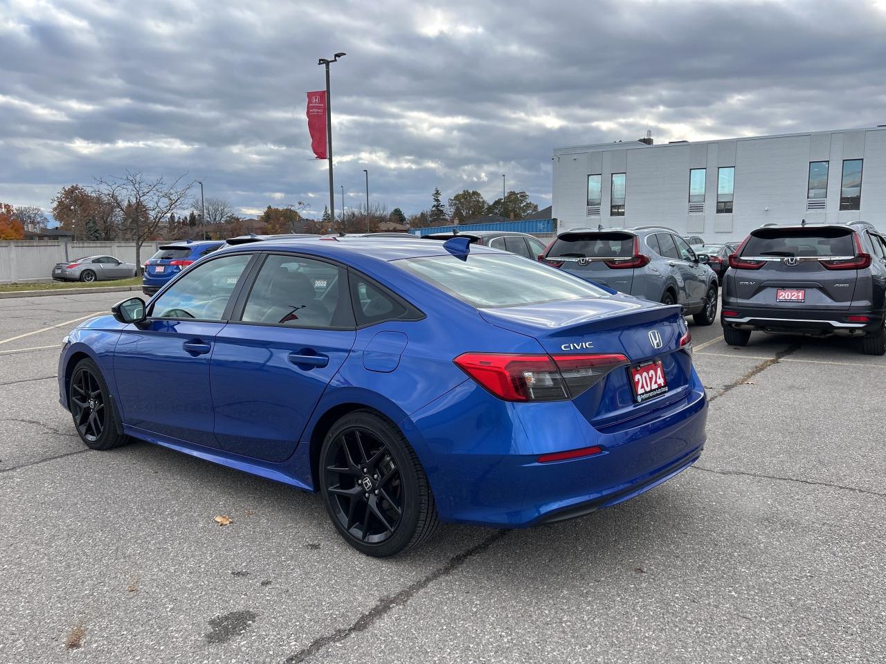 2024 Honda Civic Sedan Sport CarPlay Rear Cam Sunroof Heated Seats Photo