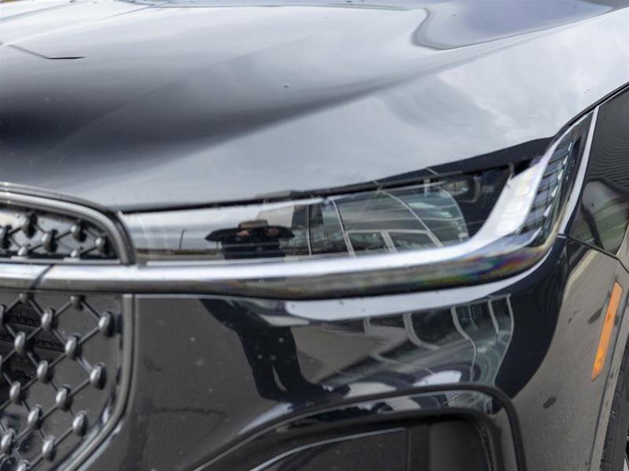 2024 Lincoln Nautilus Reserve Black Photo