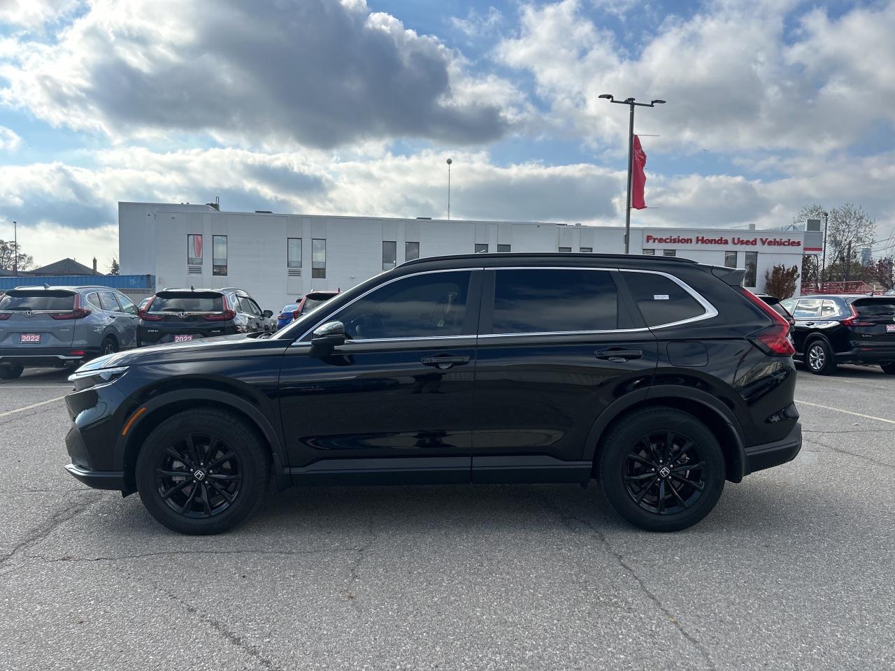 2025 Honda CR-V Sport CarPlay Rear Cam Sunroof Heated Seats Photo