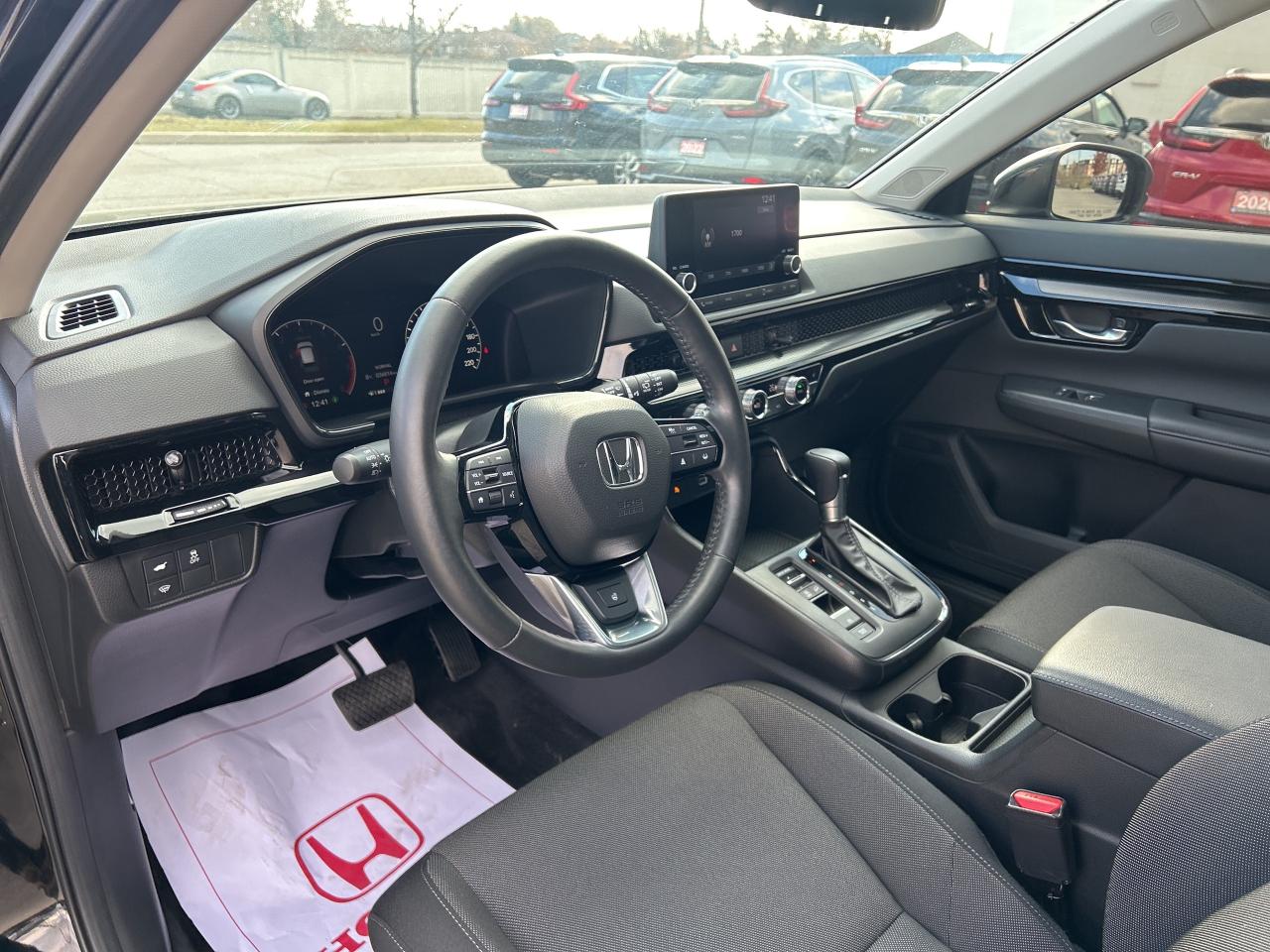 2025 Honda CR-V Sport CarPlay Rear Cam Sunroof Heated Seats Photo