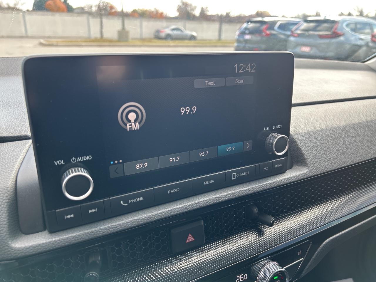 2025 Honda CR-V Sport CarPlay Rear Cam Sunroof Heated Seats Photo