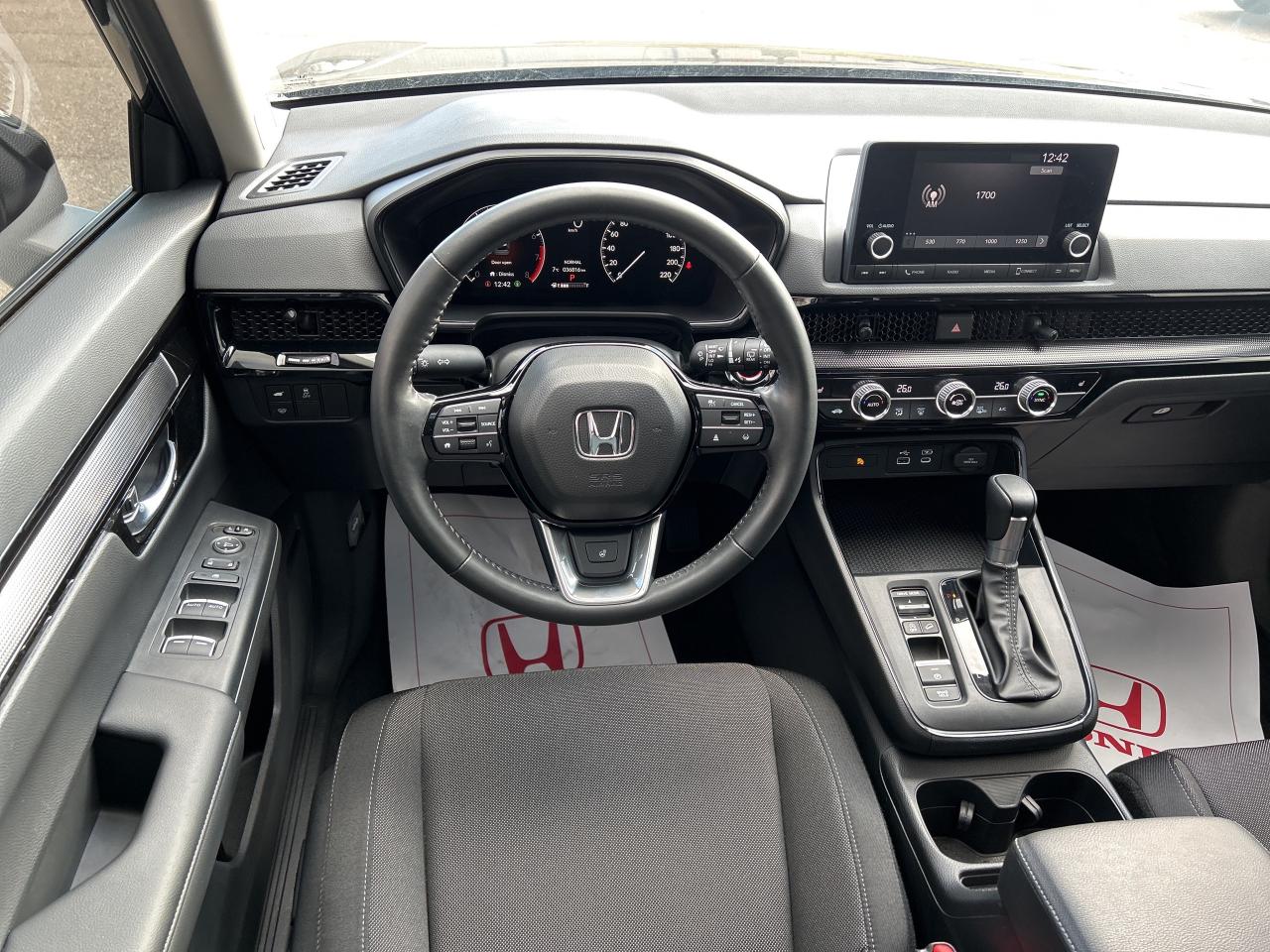 2025 Honda CR-V Sport CarPlay Rear Cam Sunroof Heated Seats Photo