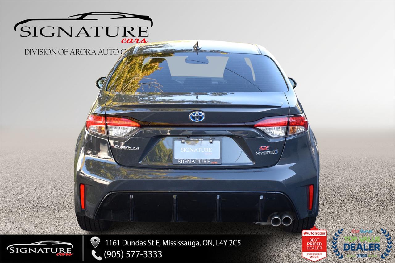 2023 Toyota Corolla Hybrid SE AWD / NO ACCIDENT / SUNROOF / CARPLAY / BSM Photo