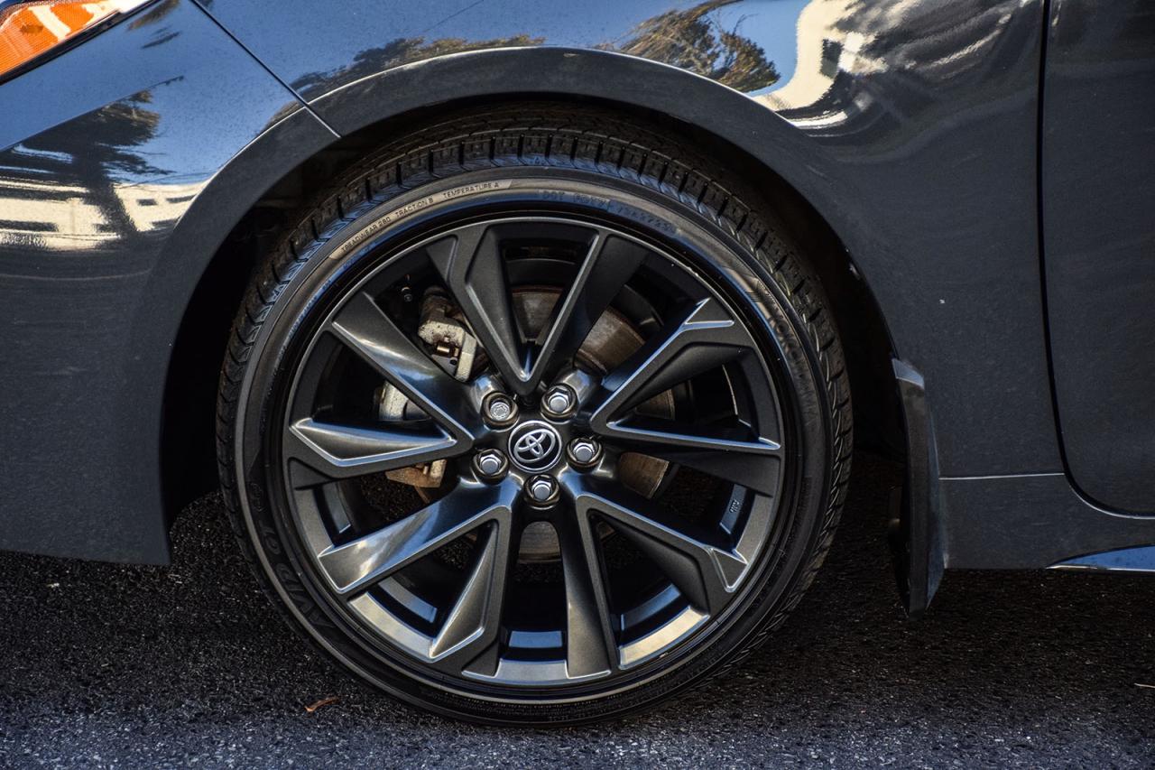 2023 Toyota Corolla Hybrid SE AWD / NO ACCIDENT / SUNROOF / CARPLAY / BSM Photo