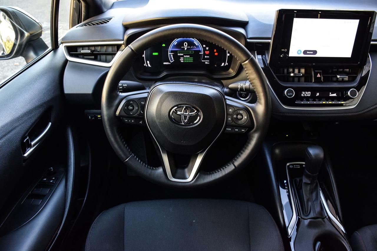 2023 Toyota Corolla Hybrid SE AWD No Accident Sunroof Carplay BSM Photo