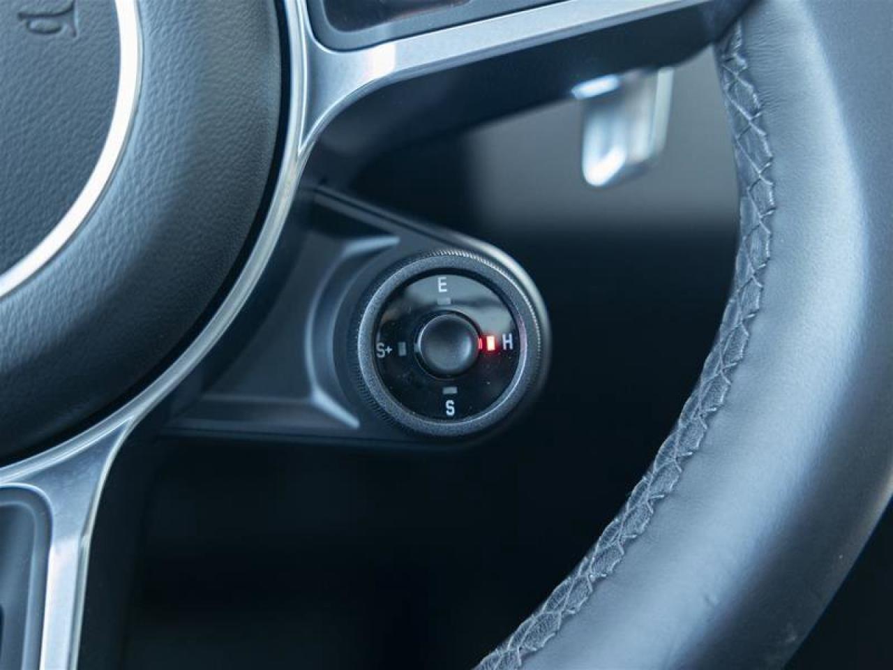 2023 Porsche Cayenne E-Hybrid White Photo