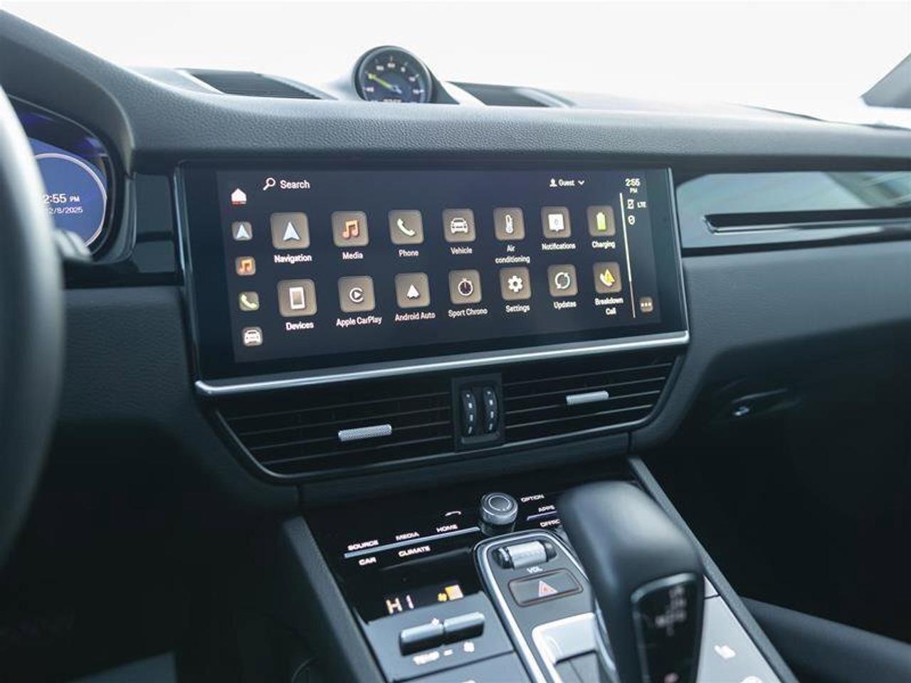 2023 Porsche Cayenne E-Hybrid White Photo