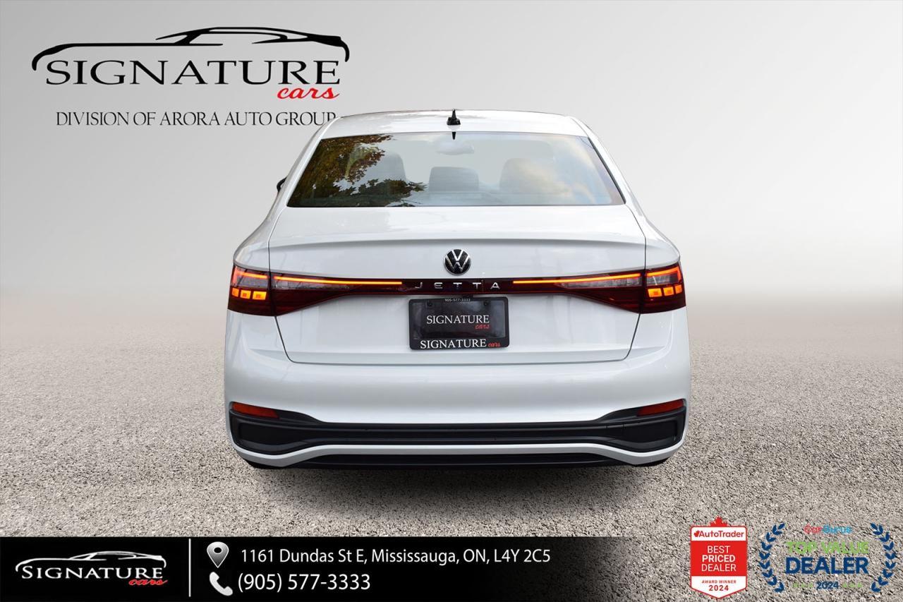 2025 Volkswagen Jetta COMFORTLINE SPORTS PKG / CLEAN CARFAX / SUNROOF Photo