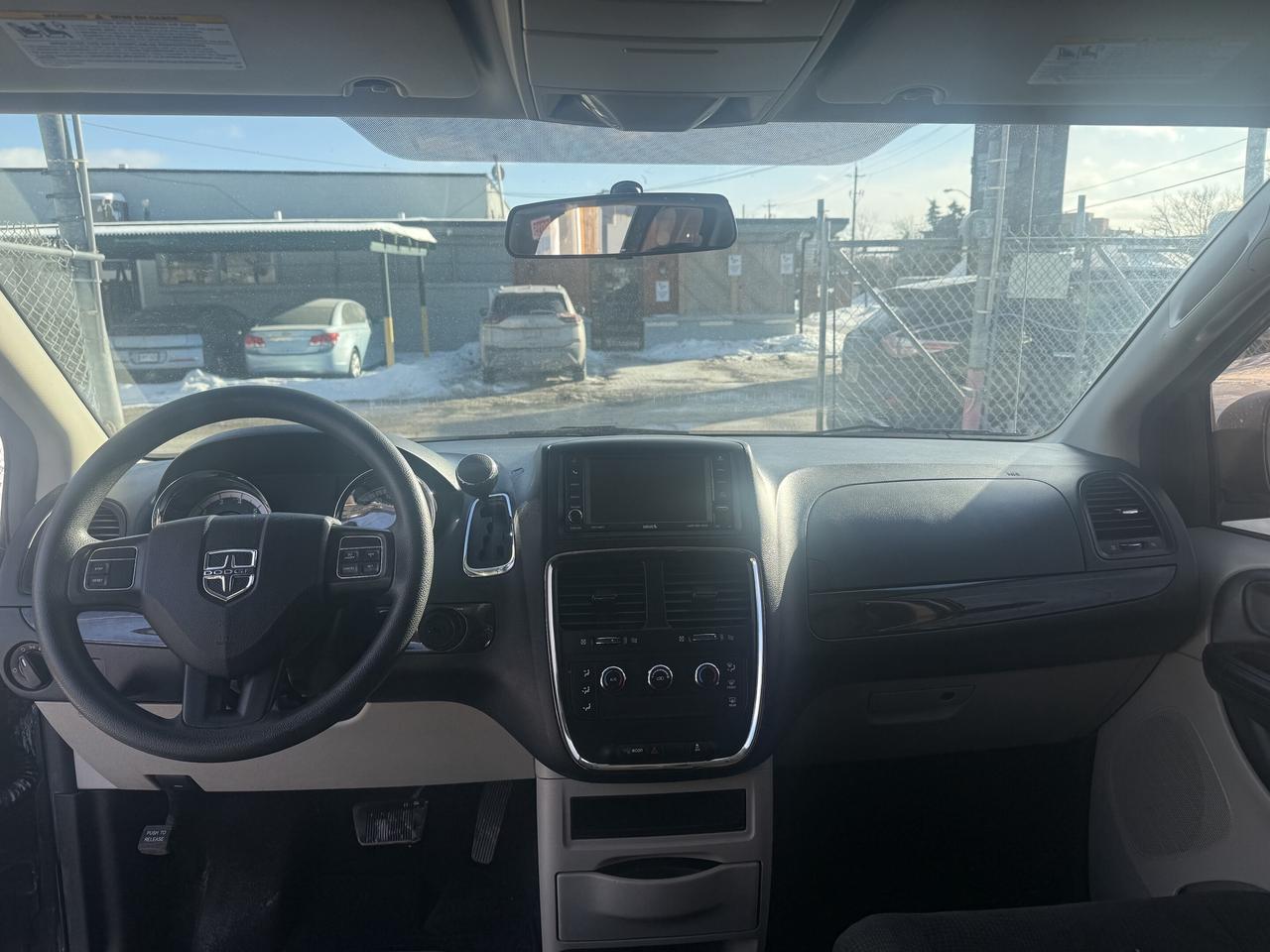 2015 Dodge Grand Caravan *** 3 YEAR WARRANTY INCLUDED *** Photo