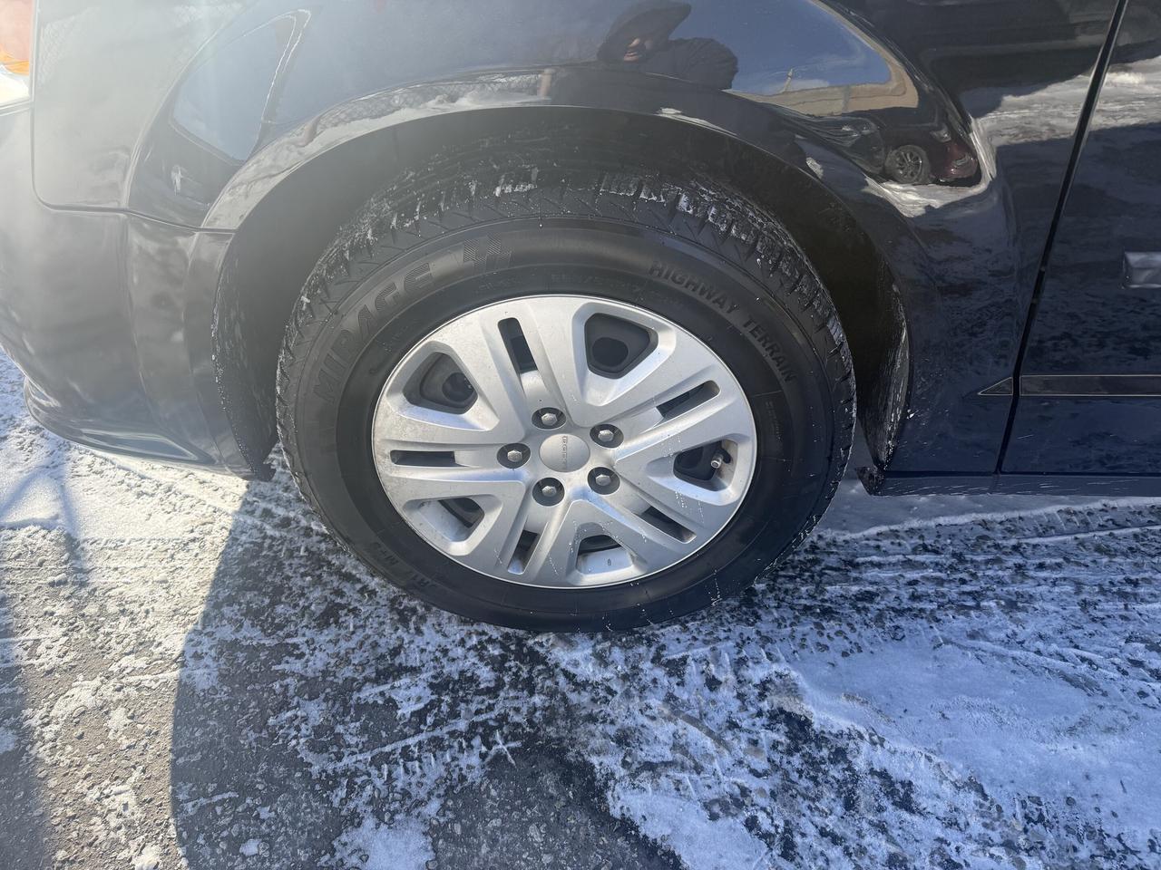 2015 Dodge Grand Caravan *** 3 YEAR WARRANTY INCLUDED *** Photo