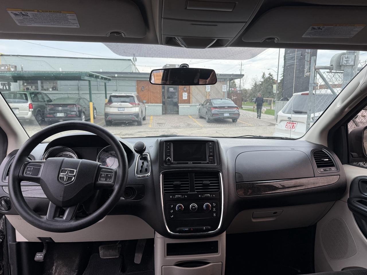 2015 Dodge Grand Caravan *** 3 YEAR WARRANTY INCLUDED *** Photo