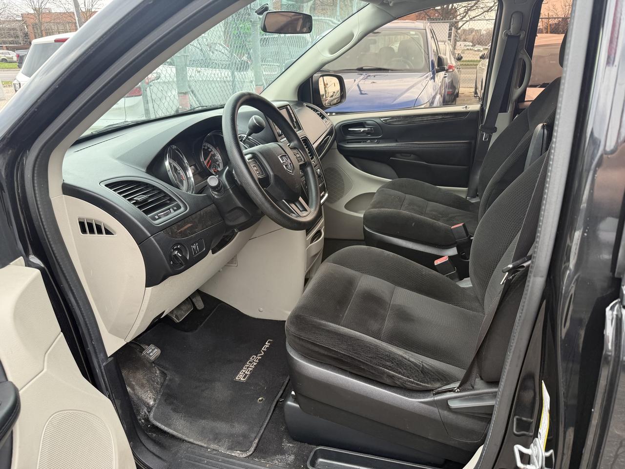 2015 Dodge Grand Caravan *** 3 YEAR WARRANTY INCLUDED *** Photo