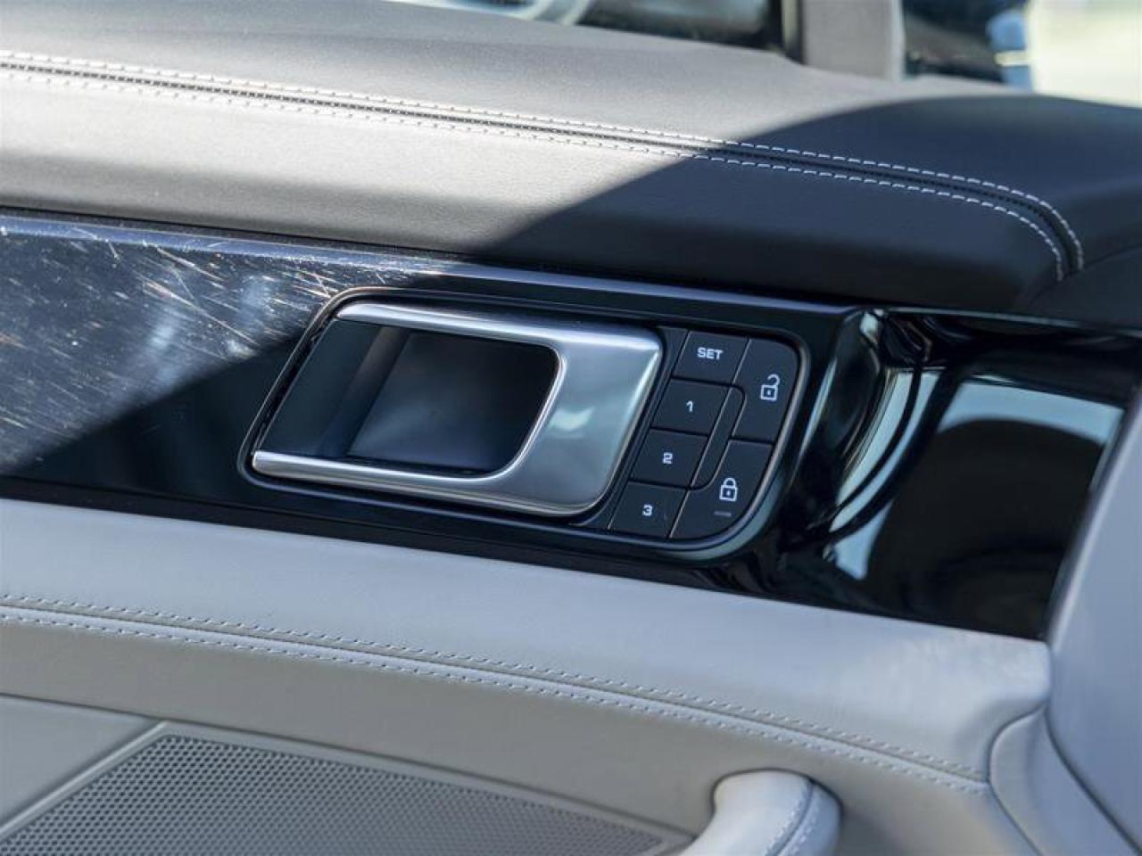 2023 Porsche Panamera GTS Silver Photo