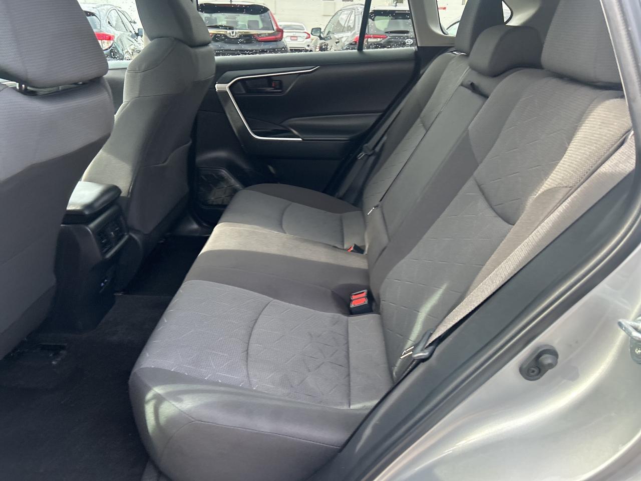 2022 Toyota RAV4 LE FWD Heated Seats CarPlay Rear Camera Photo